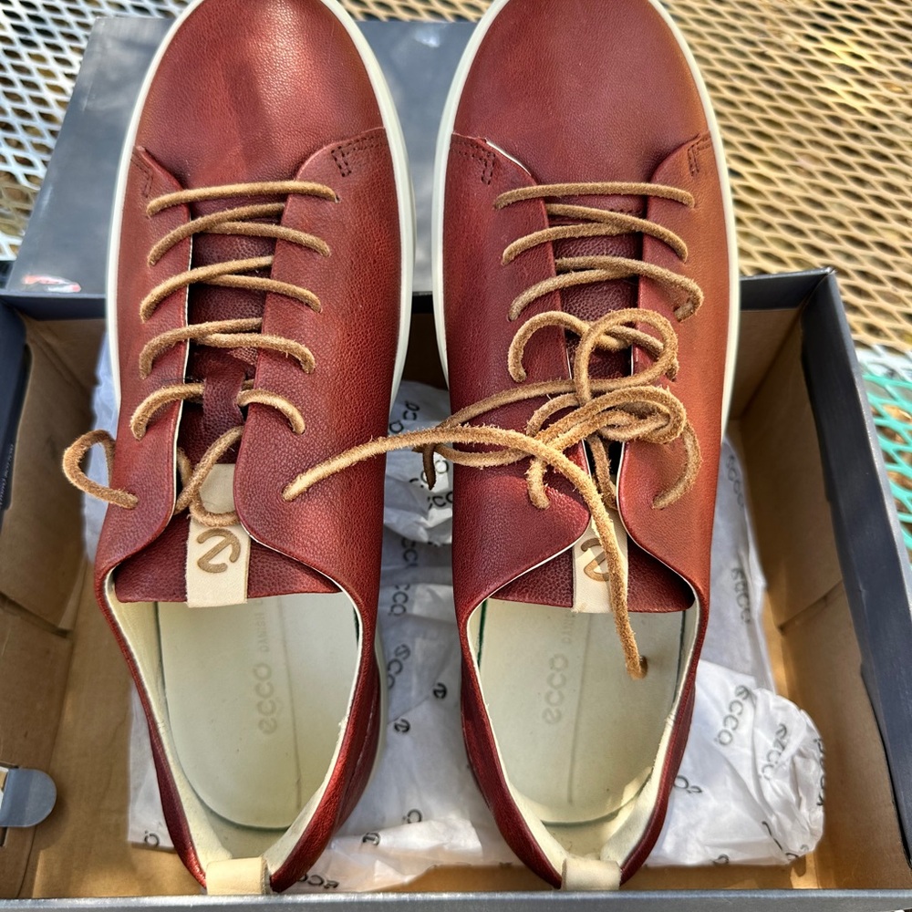 Ecco Brown Sneakers Premium Leather Comfort
